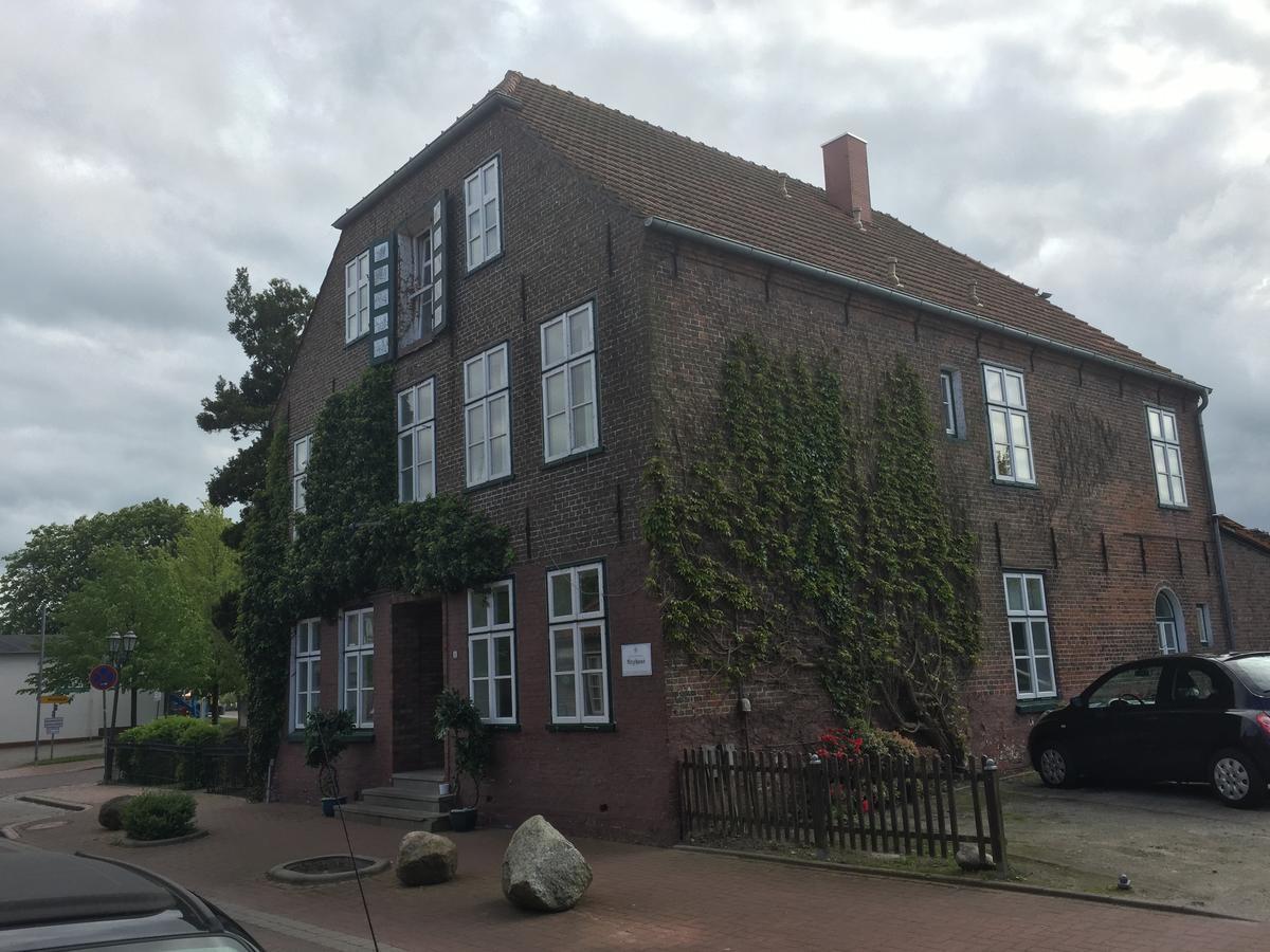 Hotel Packhaus Hooksiel Exterior foto