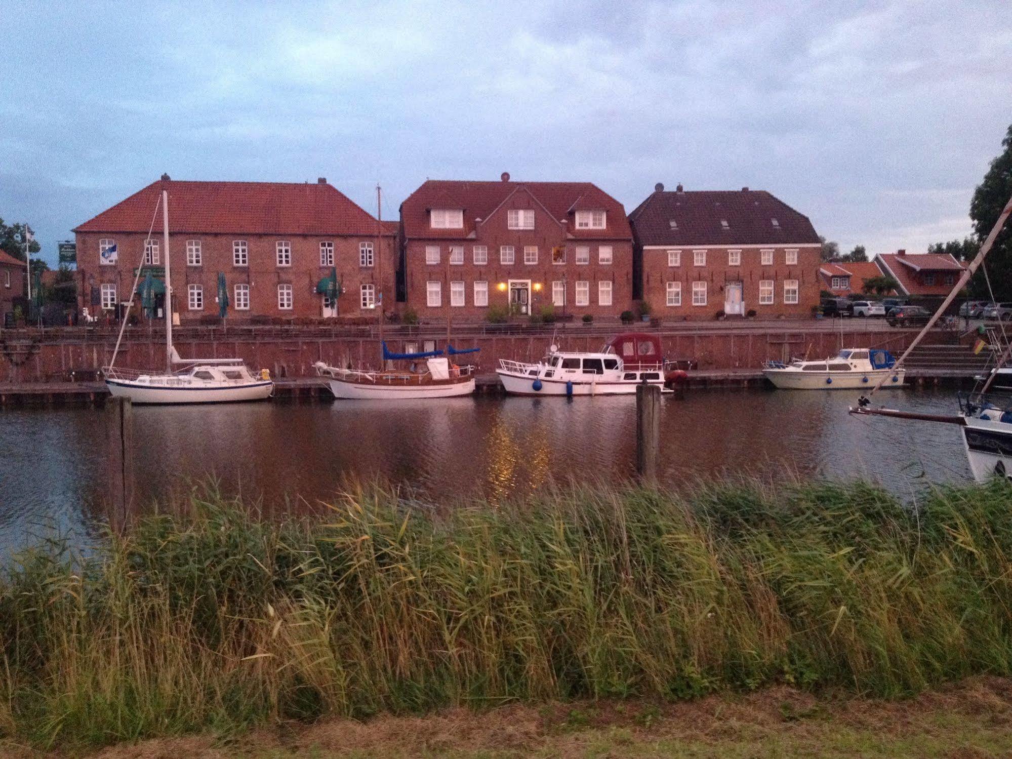 Hotel Packhaus Hooksiel Exterior foto